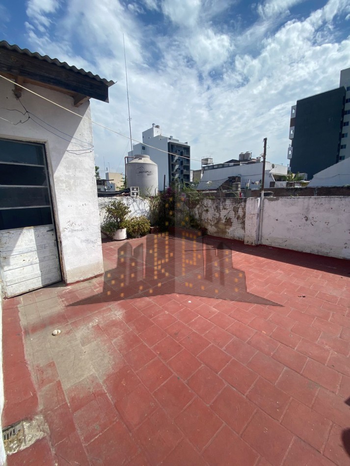 VENTA - 3 TRES AMBIENTES - PH - TERRAZA PROPIA - CASEROS NORTE