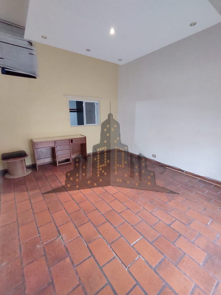 VENTA - PH 3 AMBIENTES - CON QUINCHO Y PARRILLA - CASEROS NORTE
