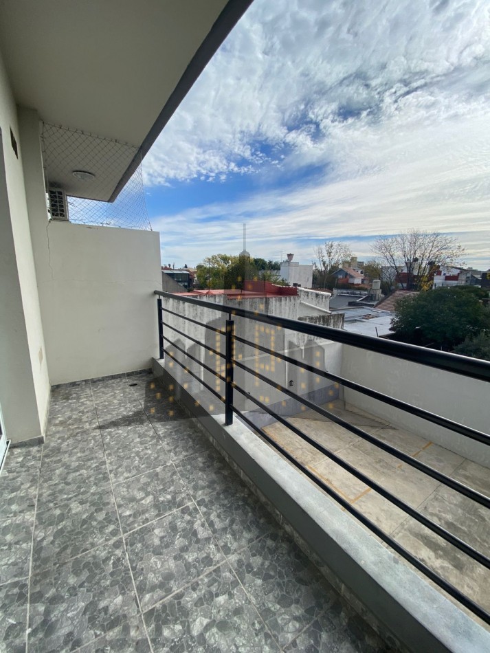  ALQUILER - MONOAMBIENTE CON BALCON - CASEROS NORTE  