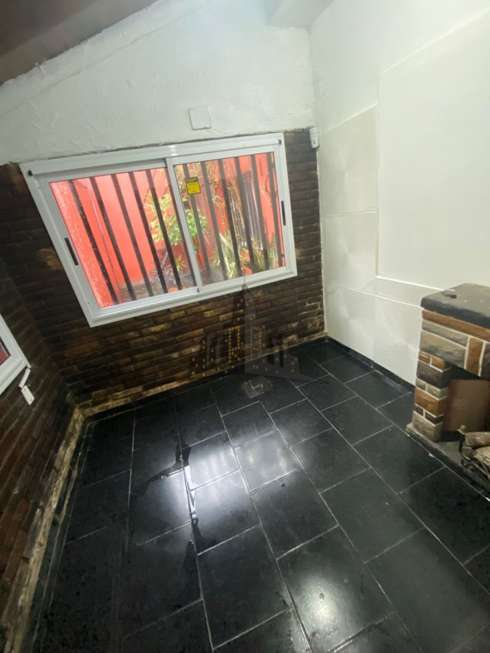 ALQUILER - PH 3 AMBIENTES - ENTRADA INDEPENDIENTE - CON PATIO Y TERRAZA