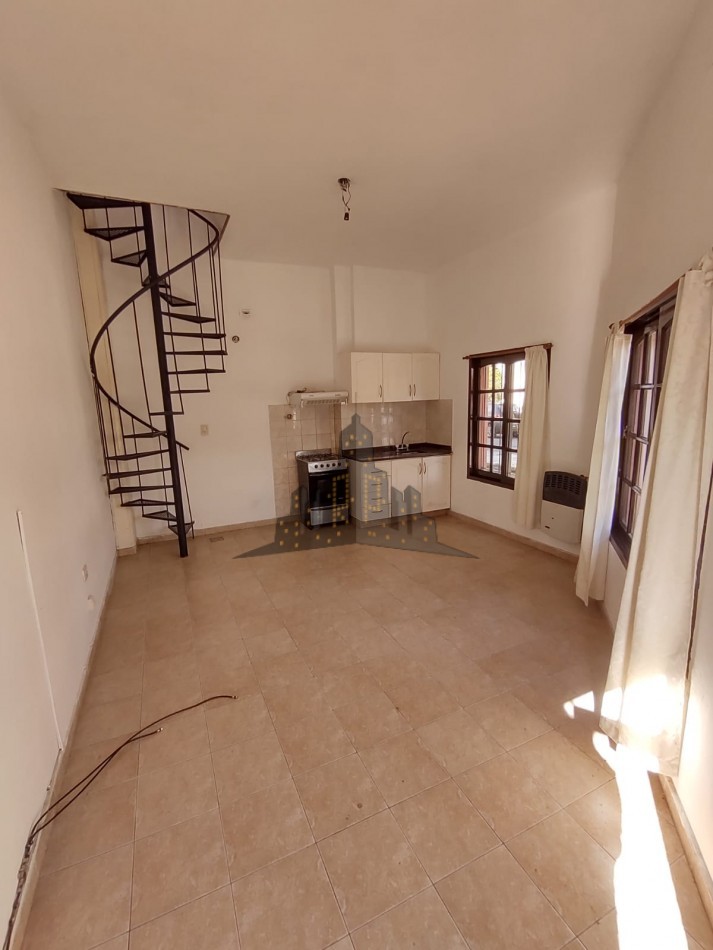 ALQUILER - PH 3 AMBIENTES - CASEROS NORTE -