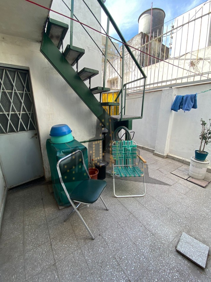 VENTA EN BLOCK - PH CON COCHERA - CASEROS CENTRO IDEAL DOS FAMILIAS - PERMUTA - PARTIDO DE TRES DE FEBRERO