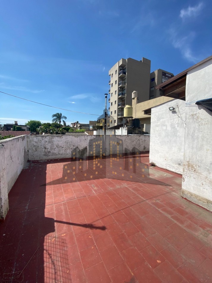 VENTA - 3 TRES AMBIENTES - PH - TERRAZA PROPIA - CASEROS NORTE