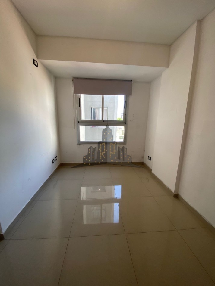ALQUILER - DEPTO DOS AMBIENTES - APTO PROFESIONAL - CASEROS CENTRO