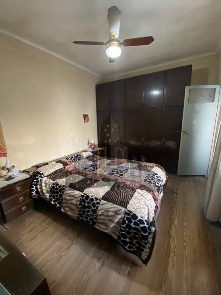 VENTA EN BLOCK - PH CON COCHERA - CASEROS CENTRO IDEAL DOS FAMILIAS - PERMUTA - PARTIDO DE TRES DE FEBRERO