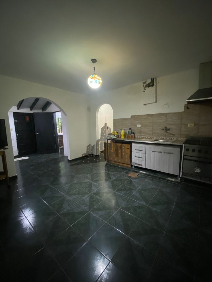 ALQUILER - PH 3 AMBIENTES - ENTRADA INDEPENDIENTE - CON PATIO Y TERRAZA