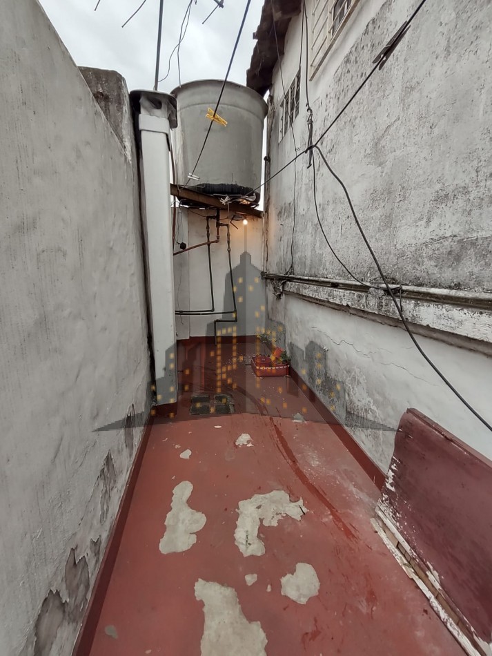 VENTA - PH 3 AMBIENTES - CON QUINCHO Y PARRILLA - CASEROS NORTE