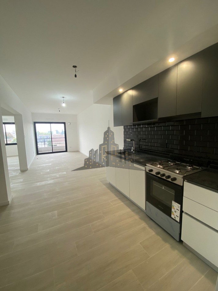 ALQUILER - A ESTRENAR - DEPARTAMENTO DOS AMBIENTES CON BALCON - CASEROS NORTE 