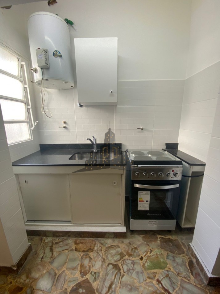 ALQUILER - DEPARTAMENTO TRES AMBIENTES - SANTOS LUGARES - BAJAS EXPENSAS