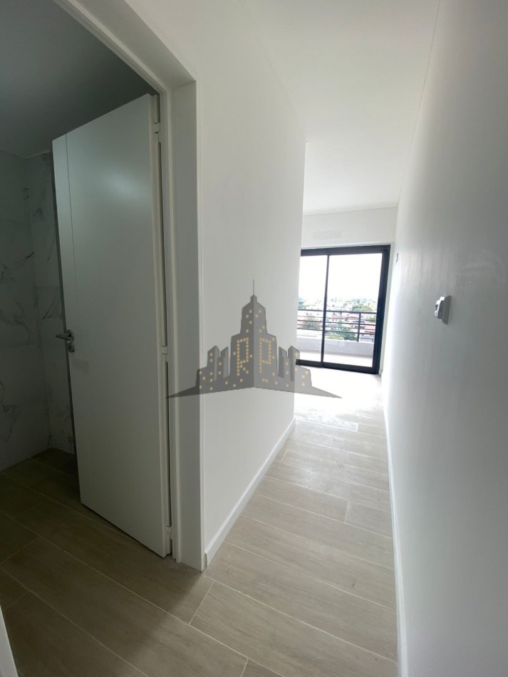 ALQUILER - APTO PROFESIONAL - A ESTRENAR - DUPLEX 5 AMBIENTES - CON COCHERA - CASEROS NORTE 