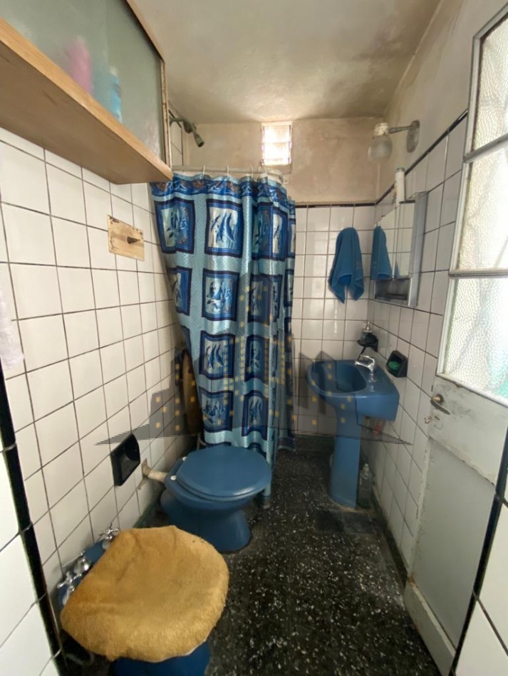 VENTA EN BLOCK - PH CON COCHERA - CASEROS CENTRO IDEAL DOS FAMILIAS - PERMUTA - PARTIDO DE TRES DE FEBRERO
