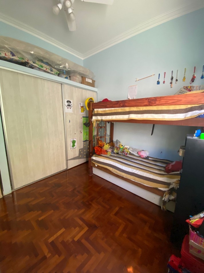 VENTA - PH 3 AMB AL FRENTE CON PATIO -- ENTRADA INDEPENDIENTE - CASEROS NORTE - APTO CREDITO BANCARIO -