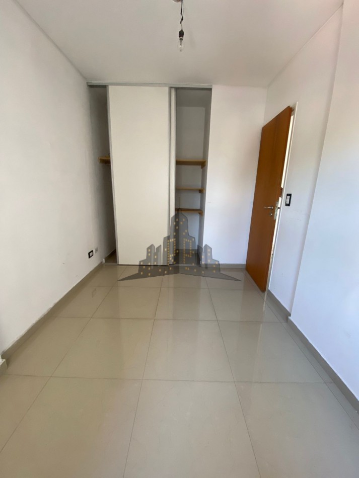 ALQUILER - DEPTO DOS AMBIENTES - APTO PROFESIONAL - CASEROS CENTRO