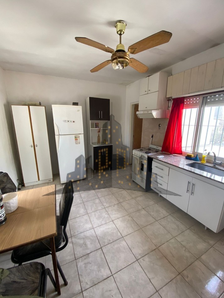 VENTA EN BLOCK - PH CON COCHERA - CASEROS CENTRO IDEAL DOS FAMILIAS - PERMUTA - PARTIDO DE TRES DE FEBRERO