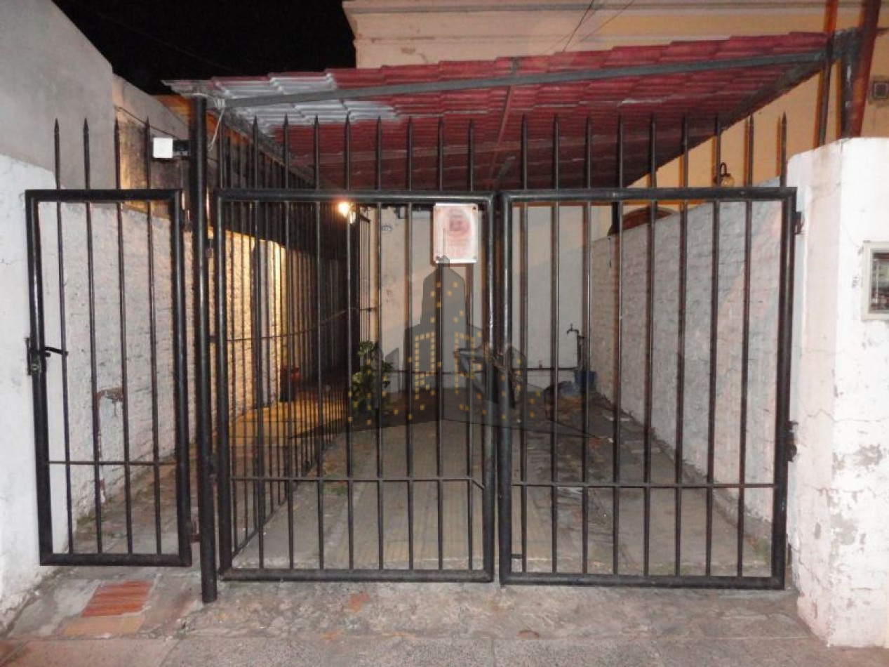 VENTA EN BLOCK - PH CON COCHERA - CASEROS CENTRO IDEAL DOS FAMILIAS - PERMUTA - PARTIDO DE TRES DE FEBRERO