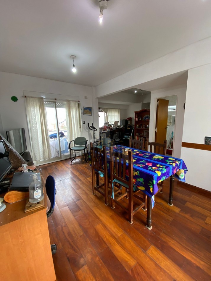 VENTA - DEPTO TIPO DUPLEX TRES AMBIENTES - SANTOS LUGARES - COCHERA CUBIERTA -