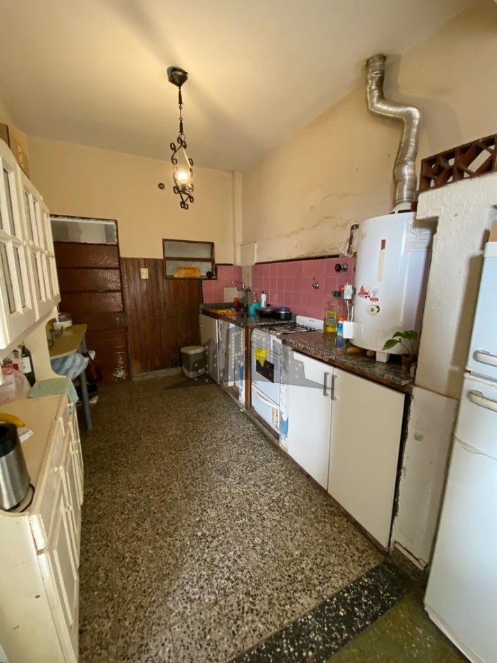  VENTA - CASA 4 AMBIENTES - APTA CREDITO - CASEROS - PH 