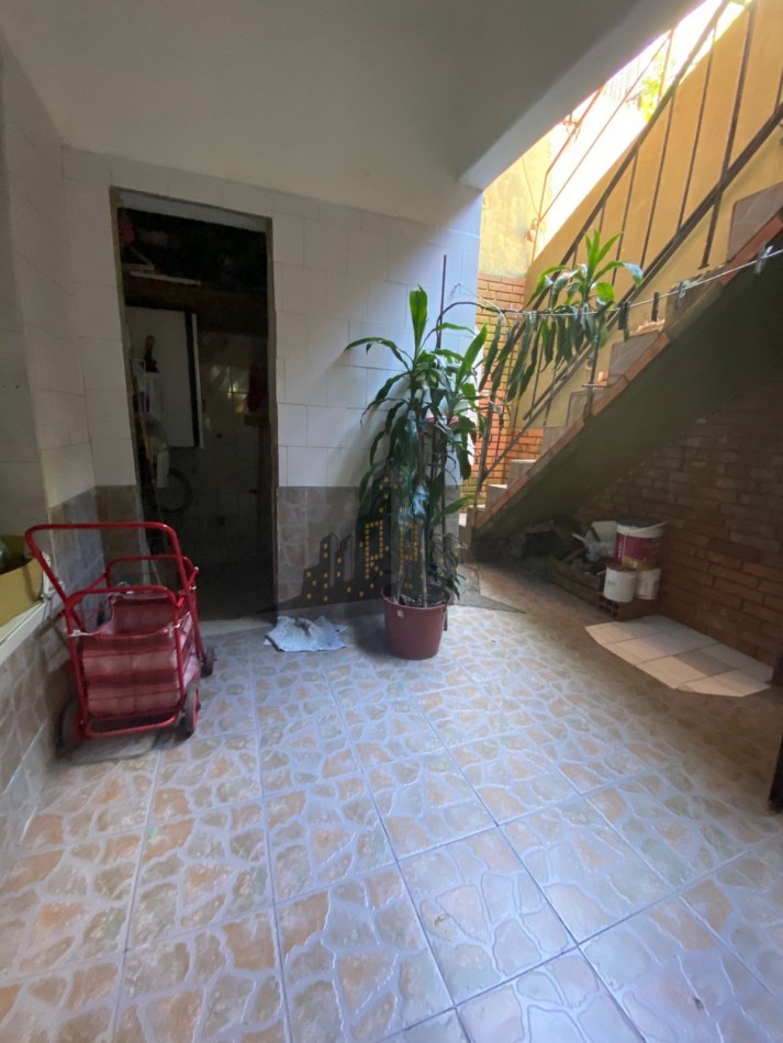 VENTA - PH AL FRENTE - 3 AMBIENTES - SANTOS LUGARES - TERRAZA PROPIA  - APTA CREDITO 