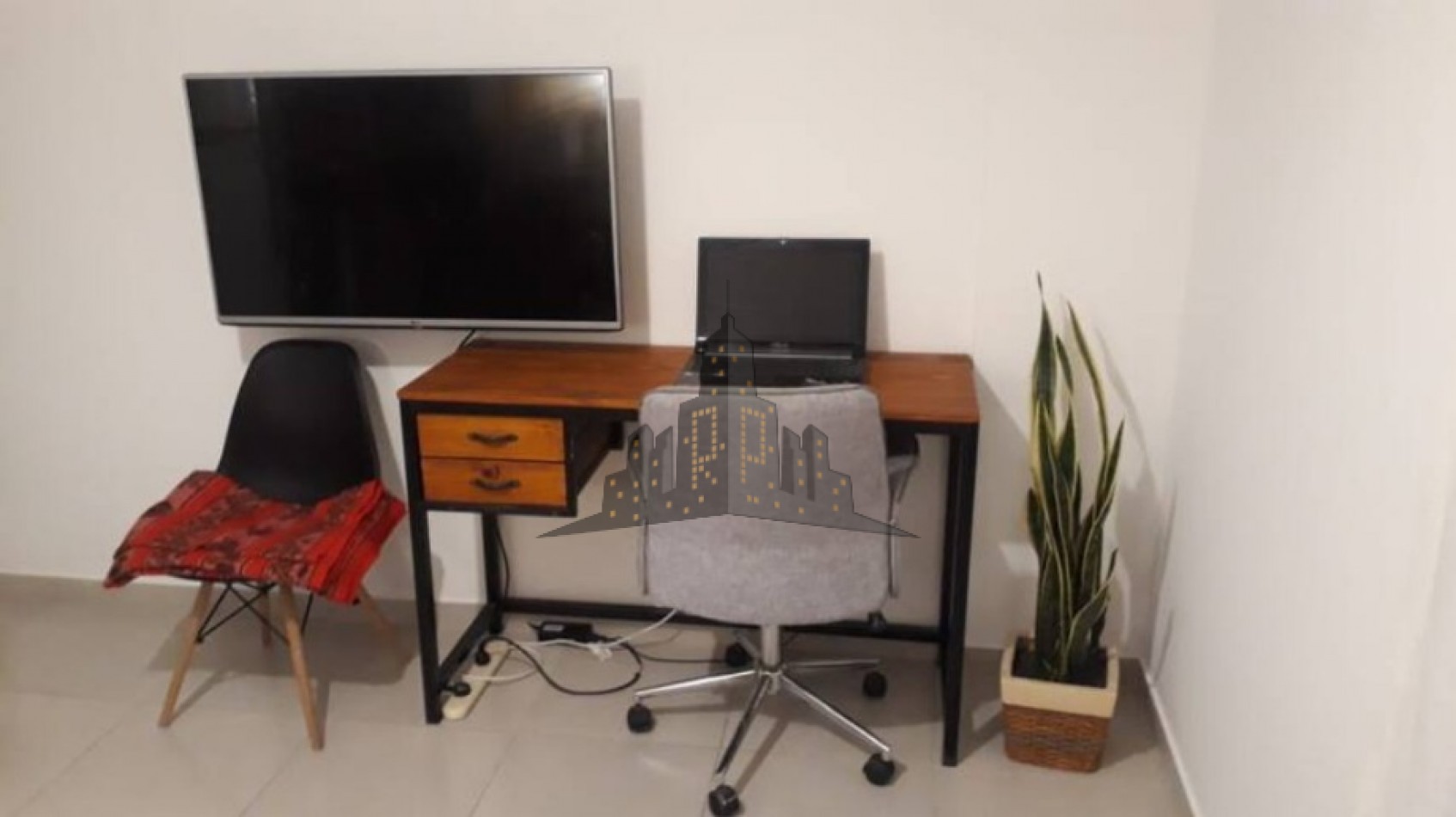 ALQUILER TEMPORARIO - DEPTO DOS AMBIENTES - CASEROS NORTE - AMUEBLADO - PRECIO INCLUYE TODOS LOS SERVICIOS