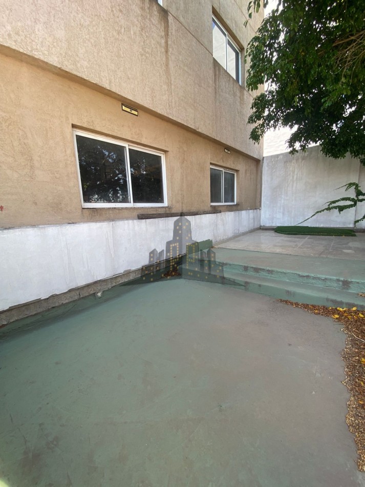  ALQUILER - DEPOSITO MULTIPROPOSITO - MAYORISTA - MONTACARGA - SANTOS LUGARES 