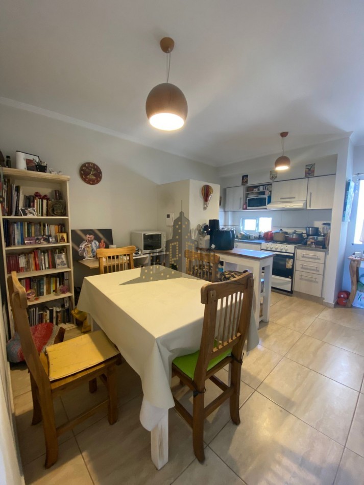 VENTA - CASEROS NORTE - DEPTO DOS AMBIENTES CON BALCON - APTO CREDITO BANCARIO 