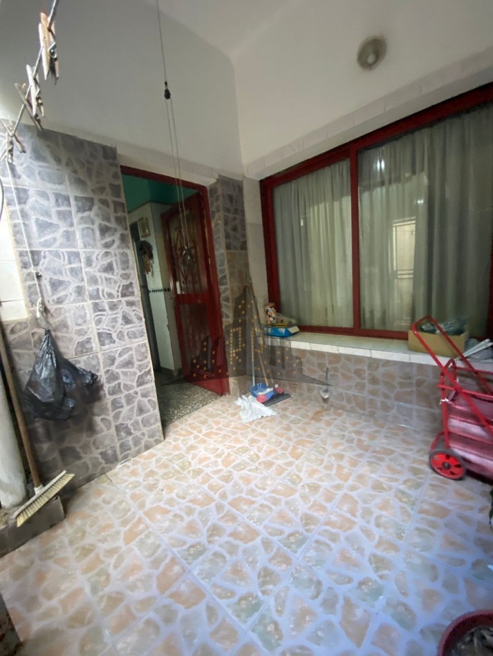 VENTA - PH AL FRENTE - 3 AMBIENTES - SANTOS LUGARES - TERRAZA PROPIA  - APTA CREDITO 