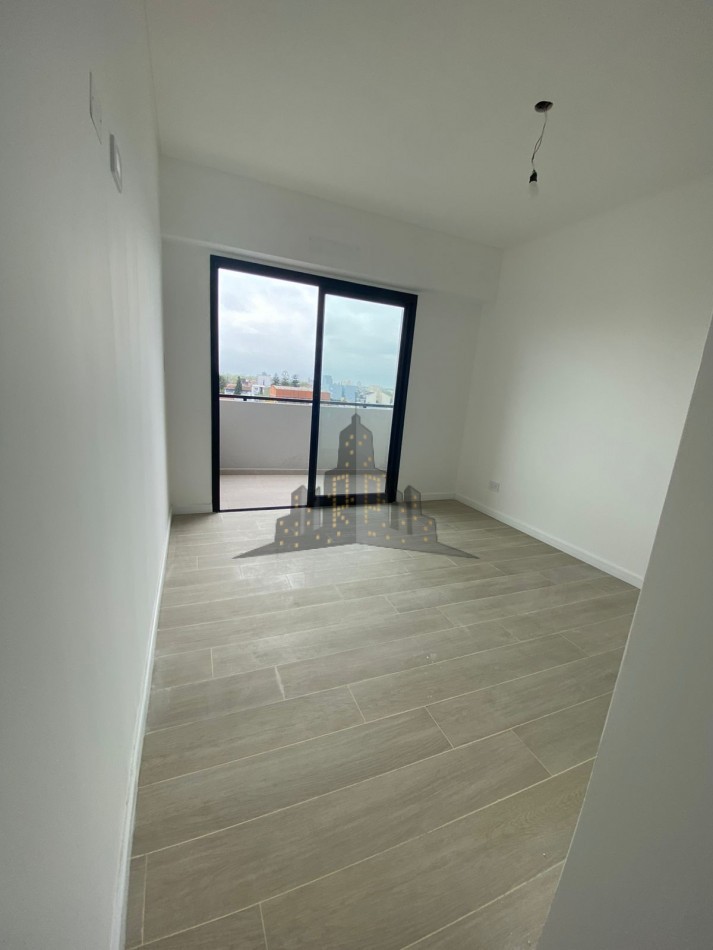 ALQUILER - APTO PROFESIONAL - A ESTRENAR - DUPLEX 5 AMBIENTES - CON COCHERA - CASEROS NORTE 