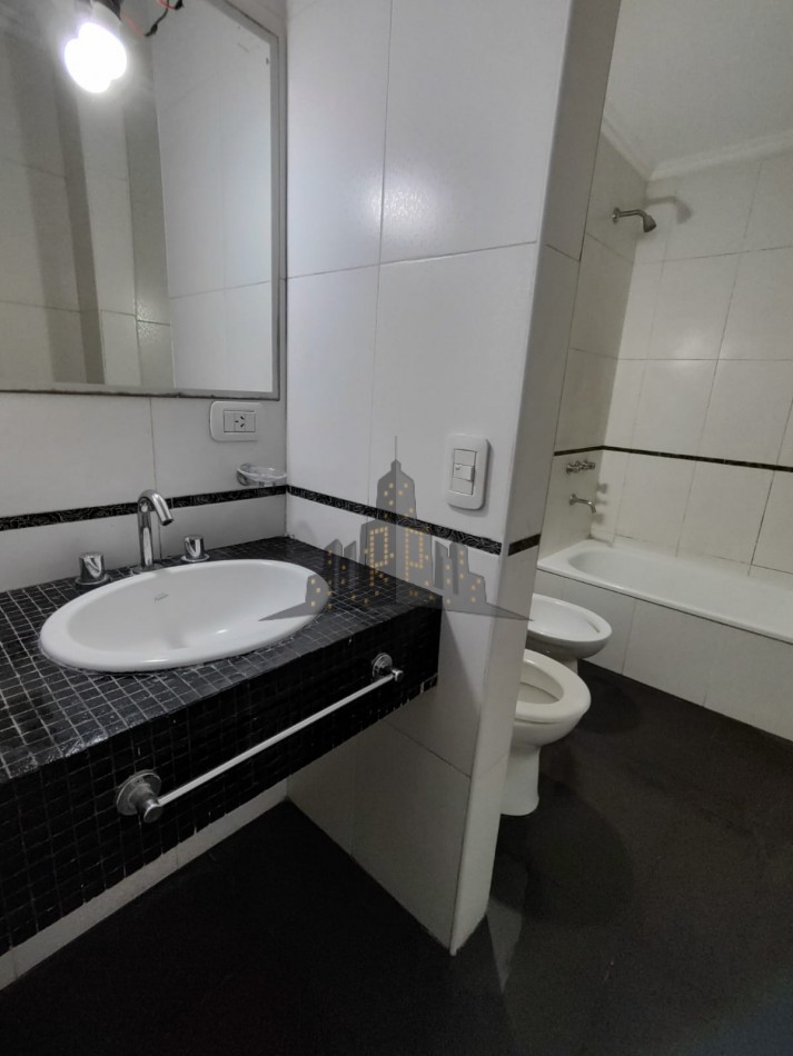 ALQUILER - 2 DOS AMBIENTES - CASEROS CENTRO