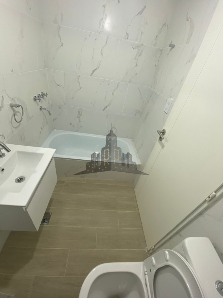 ALQUILER - A ESTRENAR - DEPARTAMENTO DOS AMBIENTES CON BALCON - CASEROS NORTE 