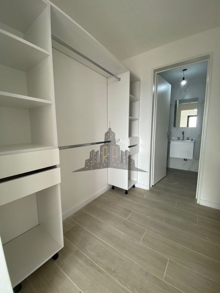 ALQUILER - APTO PROFESIONAL - A ESTRENAR - DUPLEX 5 AMBIENTES - CON COCHERA - CASEROS NORTE 