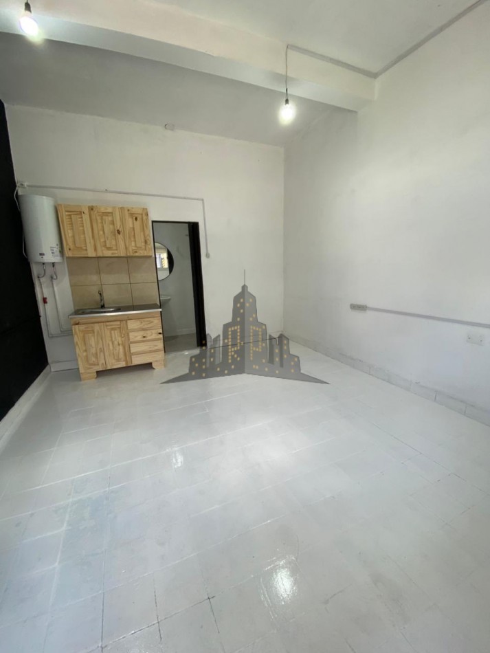 ALQUILER - CASEROS - MONOAMBIENTE - SIN EXPENSAS