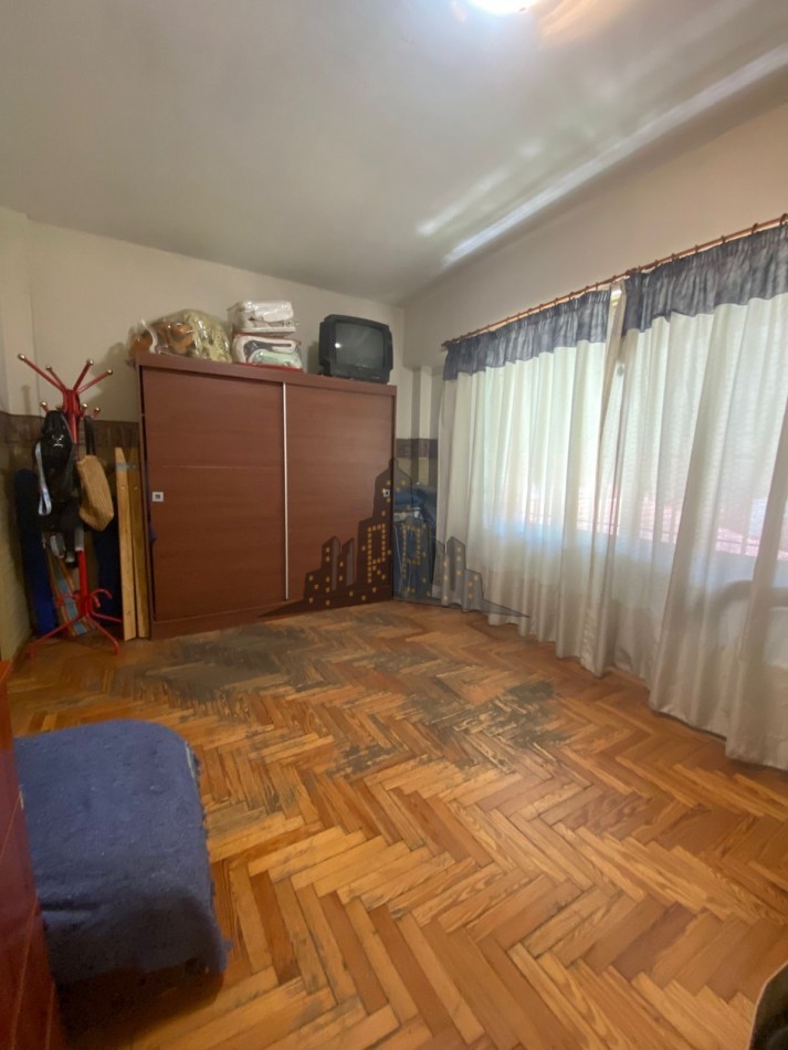  VENTA - PH 3 AMBIENTES TIPO CASA CON COCHERA Y PATIO - APTO CREDITO - CASEROS -  EXCELENTE OPORTUNIDAD
