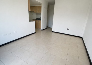 ALQUILER - DEPTO DOS AMBIENTES CON BALCON - CASEROS CENTRO 