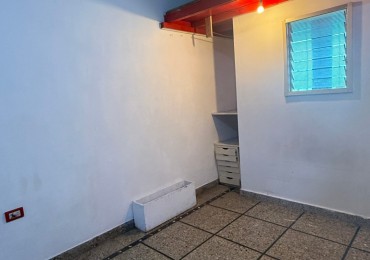 ALQUILER - DEPARTAMENTO TIPO MONOAMBIENTE DIVIDIDO