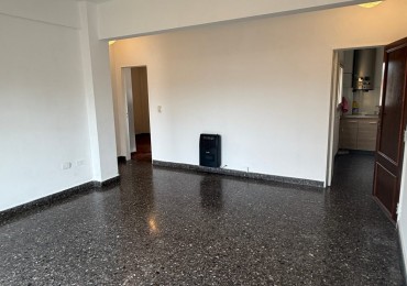 ALQUILER 3 AMBIENTES CON LAVADERO Y TERRAZA PROPIA - CASEROS NORTE