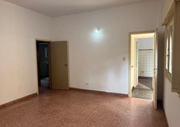 ALQUILER PH 3 AMBIENTES EN PLANTA BAJA - ENTRADA COMPARTIDA