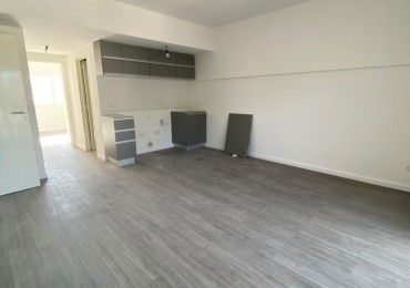 ALQUILER - 2 AMBIENTES A ESTRENAR CON BALCON AL FRENTE - CASEROS